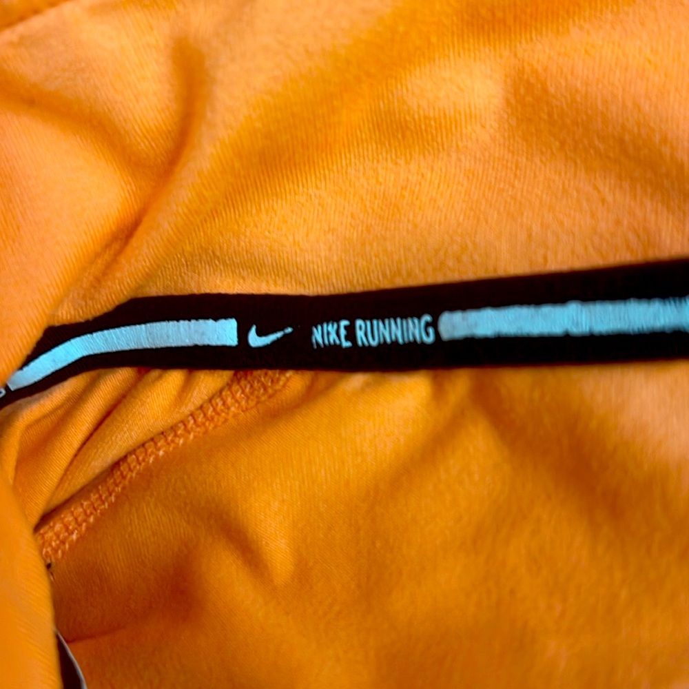 Nike Dri-Fit 1/4 Zip Running Top // Men’s Small // Pastel Orange - Picture 5 of 7